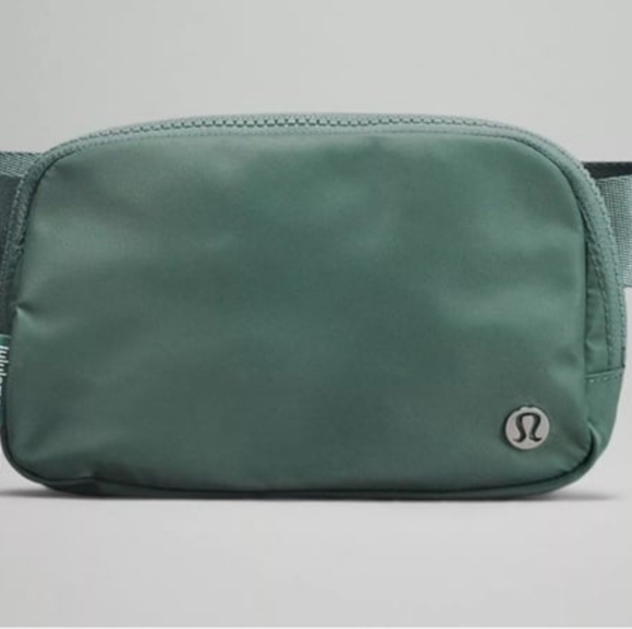 Everywhere Belt Bag 1L Tidewater Teal - Picture 1 of 2
